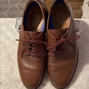 Clarks Brown Leather Oxford Shoes - like new!